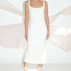 Marcella Ashley Elegant Ivory Sleeveless Dress